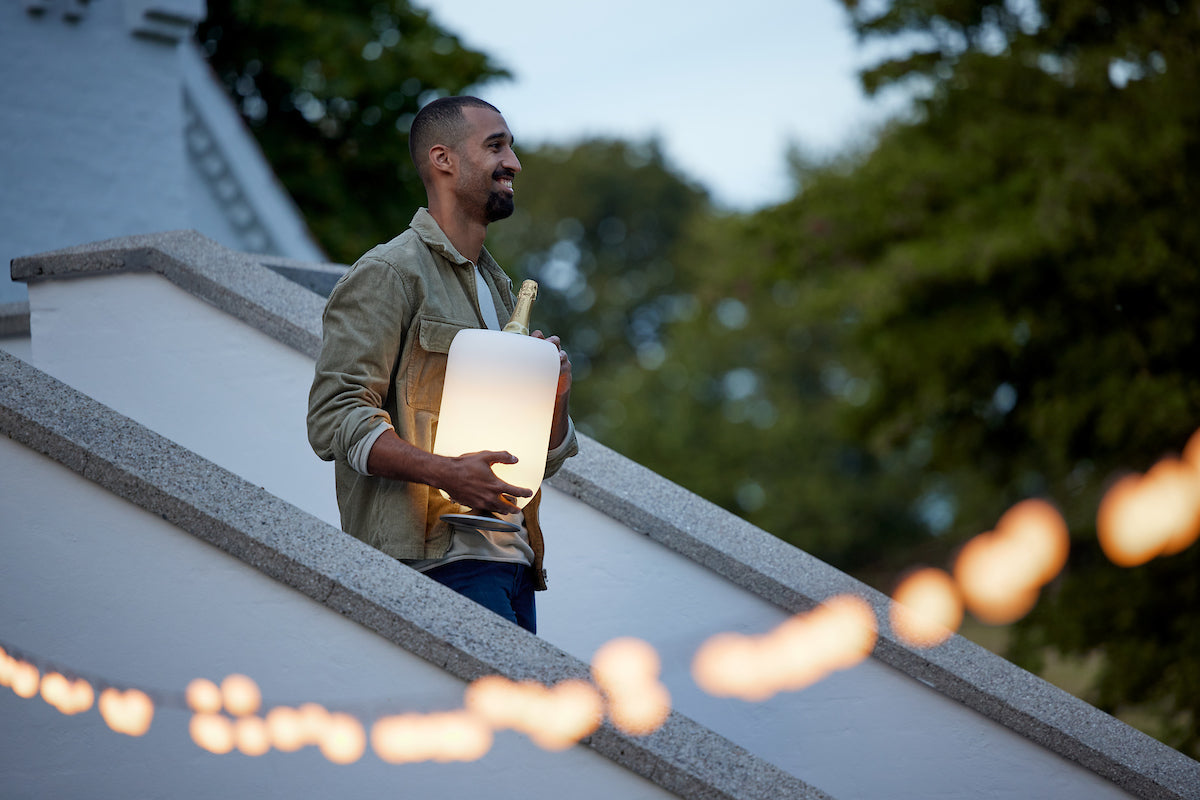 Atmos Designerleuchte, Musikbox und Weinkühler von kooduu